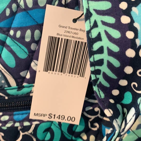 ❗️HOLIDAY SALE - FIRM❗️ NWT Vera Bradley traveler blue island medallion - Picture 6 of 7
